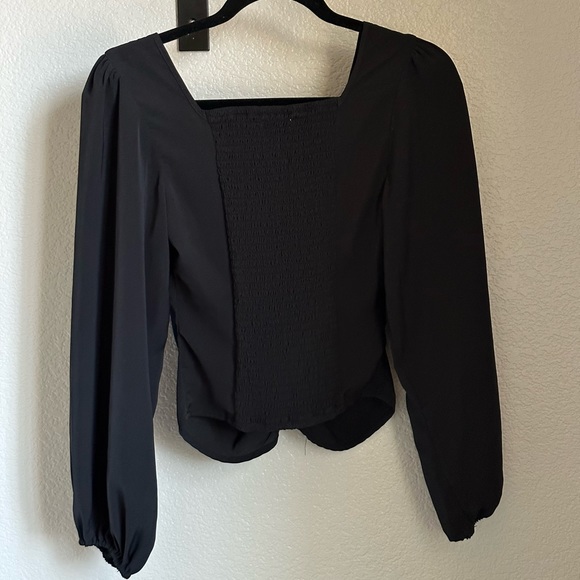 Abercrombie cinch front top - Picture 4 of 4